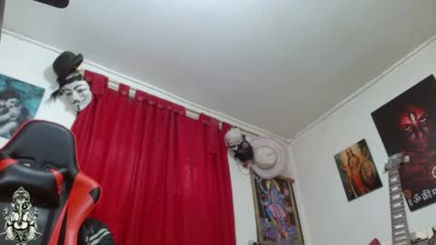 Snapshot of amanda_valeska chatting on July 16, 2026, 6:14 pm Amanda Valeska online show from July 16, 2026, 6:14 pm