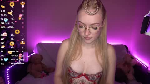 Snapshot of amandaafire chatting on January 5, 2025, 5:51 pm Amanda online show from January 5, 2025, 5:51 pm