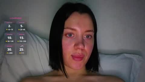 Snapshot of amandaarose chatting on April 1, 2026, 5:54 pm Amanda Rose online show from April 1, 2026, 5:54 pm
