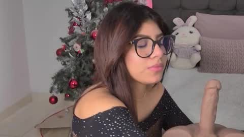 Amanda online show from November 30, 2025, 1:04 pm