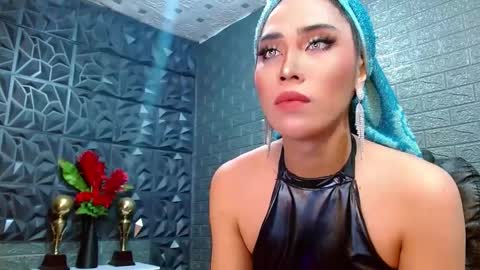 amandaleon online show from January 6, 2025, 12:13 pm