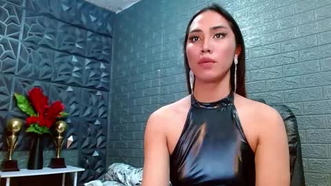 amandaleon online show from January 8, 2025, 2:35 pm