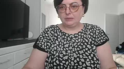 Snapshot of amandamuller1982 chatting on April 14, 2026, 6:19 am Anda online show from April 14, 2026, 6:19 am