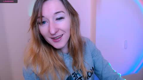 Snapshot of amandasentin chatting on December 22, 2025, 8:44 am Amanda online show from December 22, 2025, 8:44 am