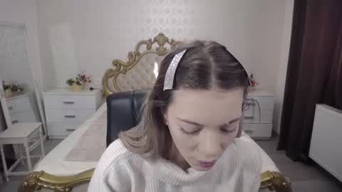 AmandaTop online show from October 22, 2025, 6:46 am
