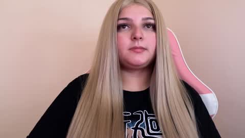 Amandha online show from February 2, 2025, 7:46 pm