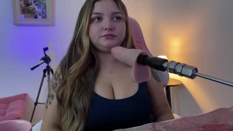 Amandha online show from March 10, 2026, 7:08 pm