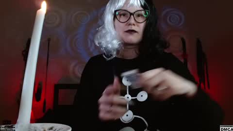 Goddess Amanita online show from December 5, 2024, 1:49 pm