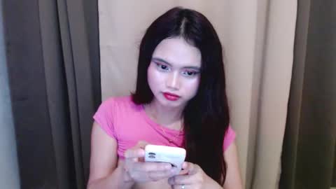 amara_hayami online show from November 17, 2025, 4:13 pm
