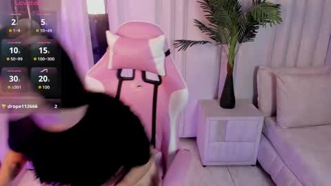 Snapshot of amara_lunee chatting on May 25, 2026, 5:46 am AMARA online show from May 25, 2026, 5:46 am