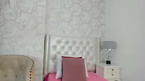 amara_rousse online show from November 12, 2025, 11:32 am