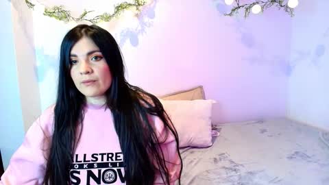 Amara Vega  online show from January 8, 2026, 9:33 am