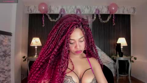 Snapshot of amarafire chatting on December 20, 2025, 8:05 pm Amara Fire Online 700 to 1400 GTM-5 online show from December 20, 2025, 8:05 pm