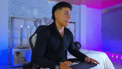 amarantablonde online show from October 5, 2025, 12:03 pm