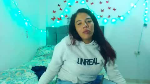 Amara Julia online show from January 20, 2025, 2:53 am