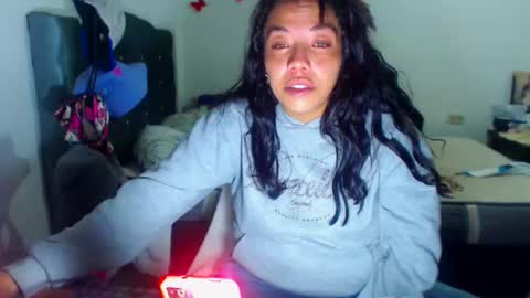 Amara Julia online show from November 19, 2025, 1:27 am