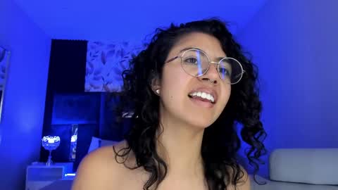 Snapshot of amarettho chatting on April 19, 2026, 6:10 pm Emily online show from April 19, 2026, 6:10 pm
