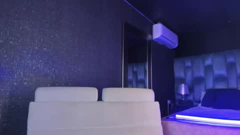 Snapshot of amarettho chatting on May 20, 2026, 12:00 pm Emily online show from May 20, 2026, 12:00 pm