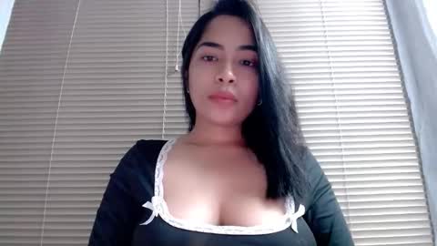 Amariah Holly online show from December 14, 2025, 5:07 pm