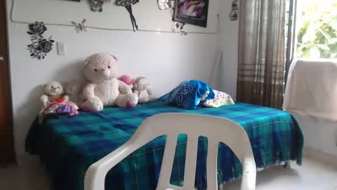 Snapshot of amaris_c chatting on October 2, 2025, 2:35 pm amaris_c online show from October 2, 2025, 2:35 pm