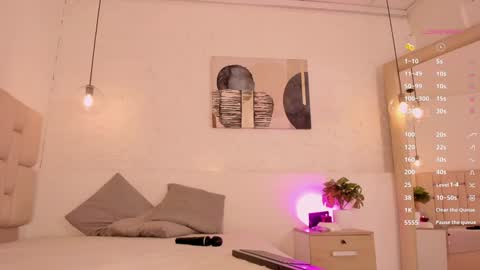 Snapshot of amatiista_12 chatting on December 17, 2024, 11:05 pm A M A T I S T A online show from December 17, 2024, 11:05 pm