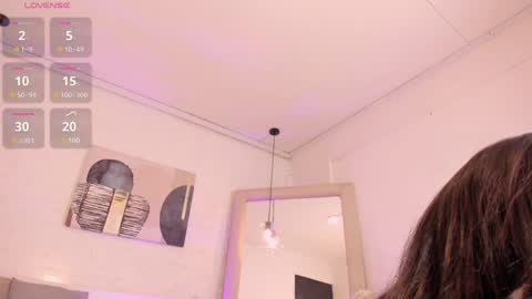 Snapshot of amatiista_12 chatting on December 28, 2024, 7:54 pm A M A T I S T A online show from December 28, 2024, 7:54 pm