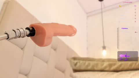 Snapshot of amatiista_12 chatting on February 5, 2025, 11:28 pm A M A T I S T A online show from February 5, 2025, 11:28 pm