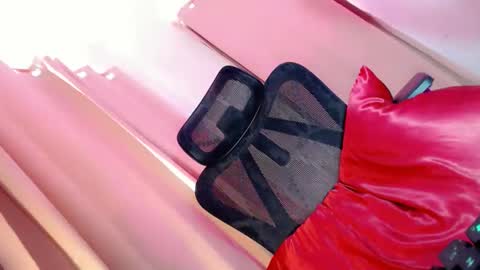 Amaya online show from November 14, 2025, 3:16 am