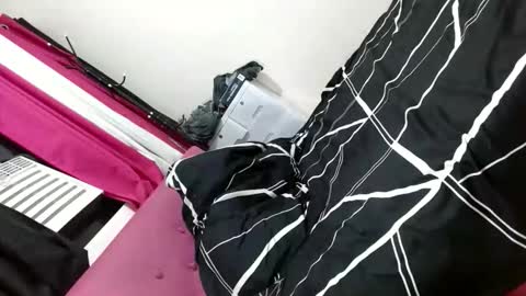 AmayaIsabella online show from March 24, 2026, 1:10 am