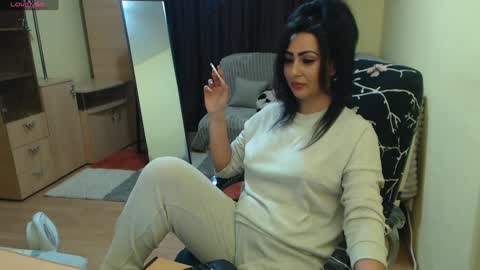 Snapshot of amazinerika chatting on January 18, 2025, 4:21 pm Amazinerika online show from January 18, 2025, 4:21 pm