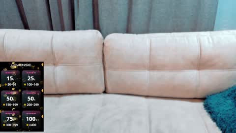 Snapshot of amazing_alina chatting on January 14, 2025, 3:32 am Alina online show from January 14, 2025, 3:32 am