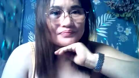 Snapshot of amazing_angel22 chatting on May 20, 2026, 9:32 pm amazing angel online show from May 20, 2026, 9:32 pm