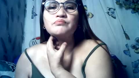 Snapshot of amazing_angel22 chatting on June 22, 2026, 9:17 am amazing angel online show from June 22, 2026, 9:17 am
