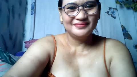 Snapshot of amazing_angel22 chatting on June 23, 2026, 9:51 am amazing angel online show from June 23, 2026, 9:51 am