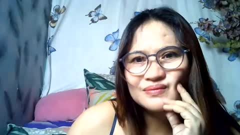 Snapshot of amazing_angel22 chatting on June 26, 2026, 2:27 am amazing angel online show from June 26, 2026, 2:27 am