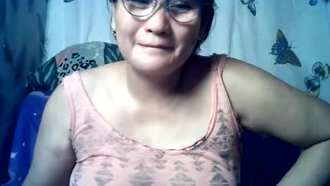 Snapshot of amazing_angel22 chatting on July 5, 2026, 4:19 am amazing angel online show from July 5, 2026, 4:19 am