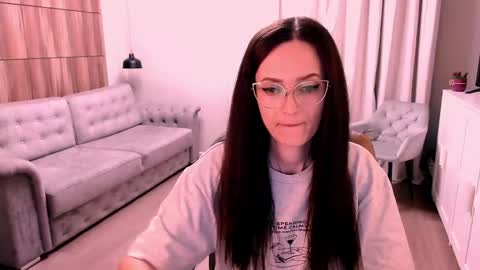 Snapshot of amazingeyes89 chatting on May 31, 2026, 1:40 pm Izza online show from May 31, 2026, 1:40 pm