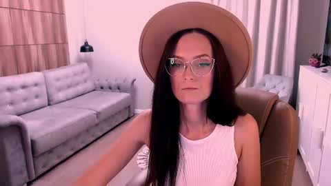 Izza online show from July 29, 2026, 1:09 pm