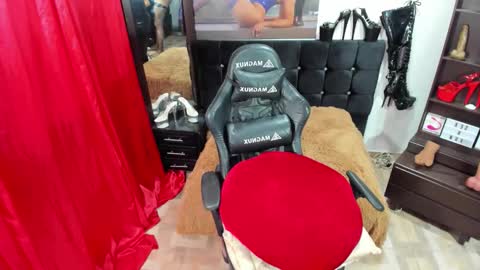 Snapshot of amazingzayrats chatting on November 17, 2025, 7:19 pm Zayra online show from November 17, 2025, 7:19 pm