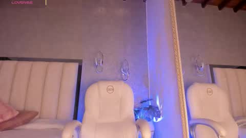 Snapshot of ambaar_moon_ chatting on December 15, 2025, 7:51 pm Ambar online show from December 15, 2025, 7:51 pm