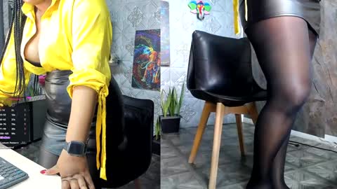 Snapshot of ambar_rose2 chatting on December 17, 2024, 10:12 am ambar rose2 online show from December 17, 2024, 10:12 am