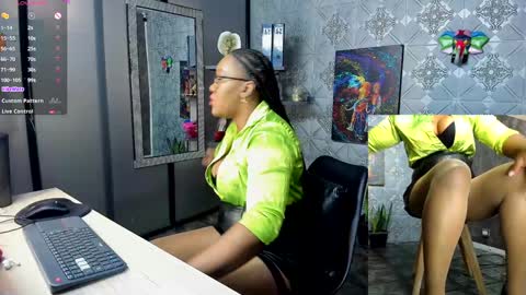 Snapshot of ambar_rose2 chatting on December 23, 2024, 1:24 pm ambar rose2 online show from December 23, 2024, 1:24 pm