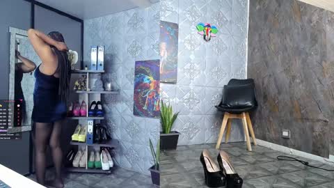 Snapshot of ambar_rose2 chatting on January 23, 2025, 1:02 pm ambar rose2 online show from January 23, 2025, 1:02 pm