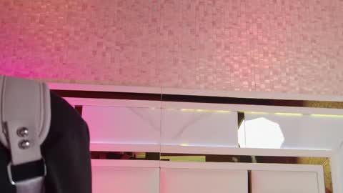 Julieta  online show from November 20, 2025, 11:32 am