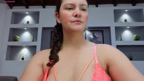 Ambar  online show from March 7, 2026, 12:02 pm