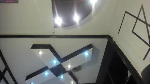 Ambar online show from March 6, 2026, 9:11 pm