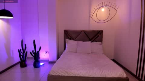 Ambar  online show from January 10, 2026, 11:45 am