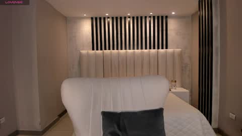 Ambar  online show from April 4, 2026, 11:51 am