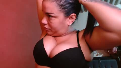 Snapshot of ambarmilf09 chatting on October 11, 2025, 3:10 pm ambarmilf09 online show from October 11, 2025, 3:10 pm