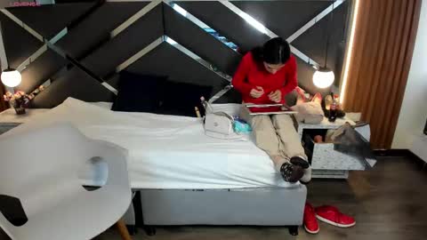 Snapshot of ambaross chatting on February 3, 2026, 12:10 pm Ambar Ross online show from February 3, 2026, 12:10 pm